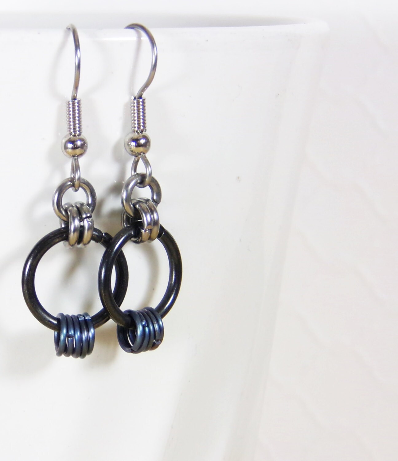 Stainless Steel Chainmaille Earrings- Rocker Earrings - Simple Chainmaille earrings - Go to Earrings - Chainmaille Jewelry